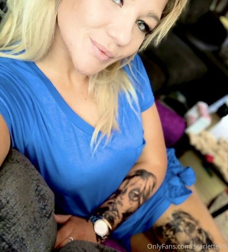 blonde shemale onlyfans hot nude img