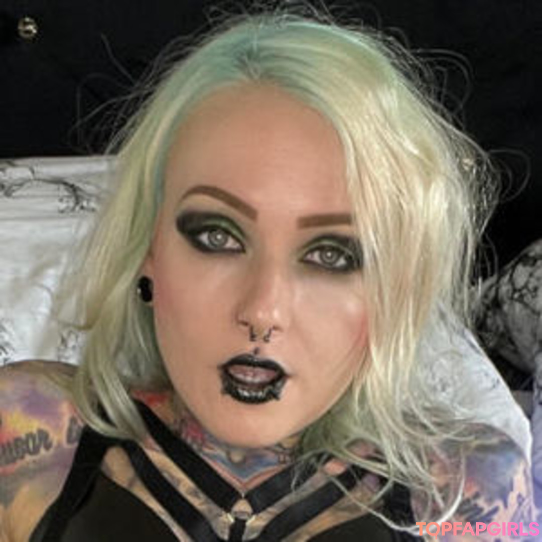 KristyVonKashyyyk pornographic model img