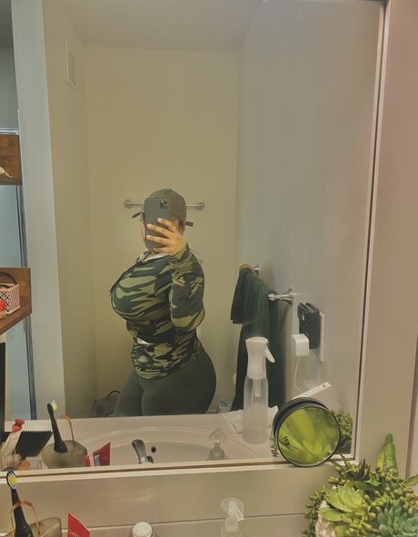 BadGyalGoodLife star hot photos