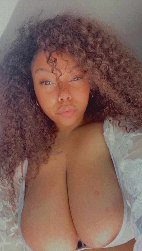 BadGyalGoodLife hot pornstar img