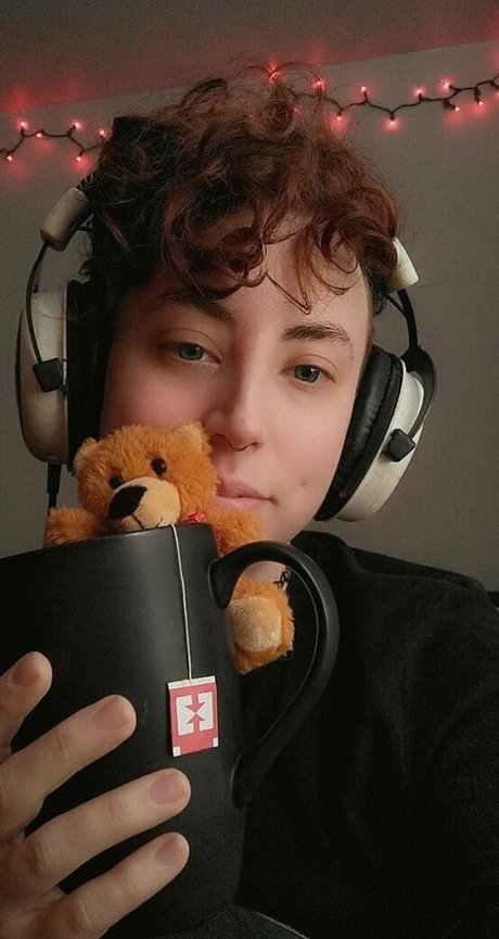 clumsiersquirrel star adult photo