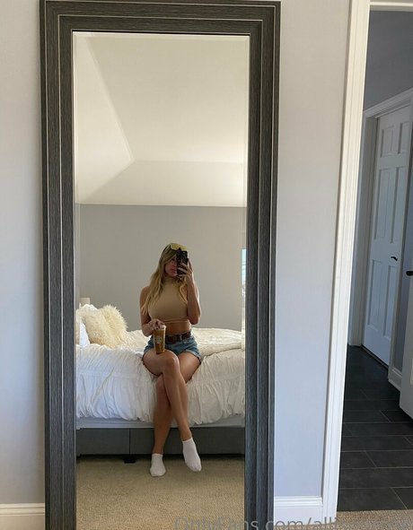 naked girls onlyfans porno archive