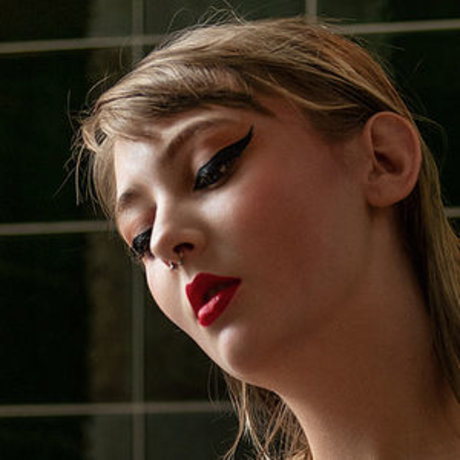 Amber Farndon star nice img