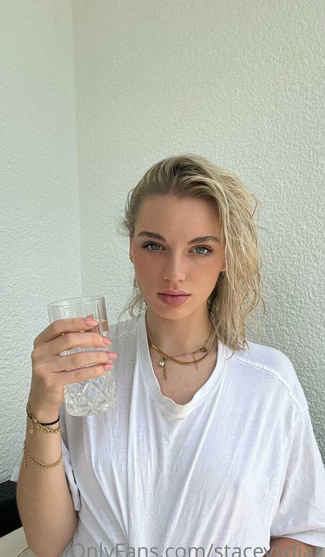 stepsister onlyfans art naked galleries