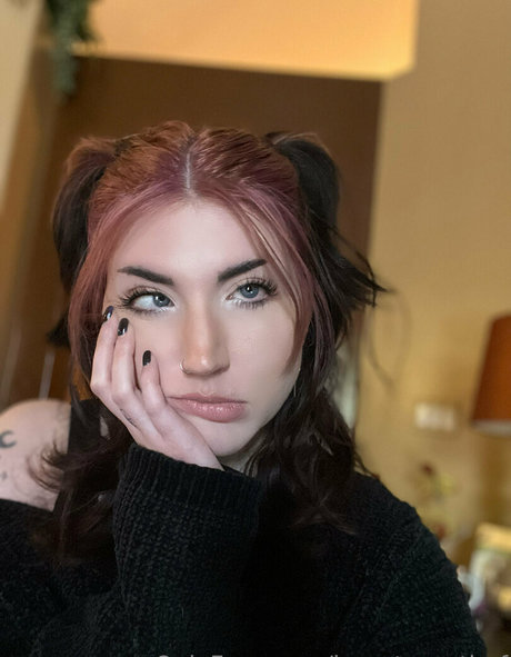 imnoturgothgf model art galleries