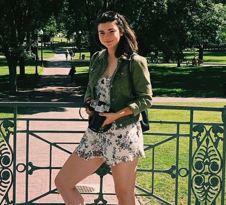 Brett Cooper pornographic model pic