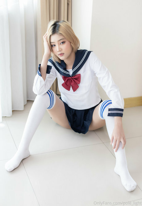 pole light sexy pornstar pic