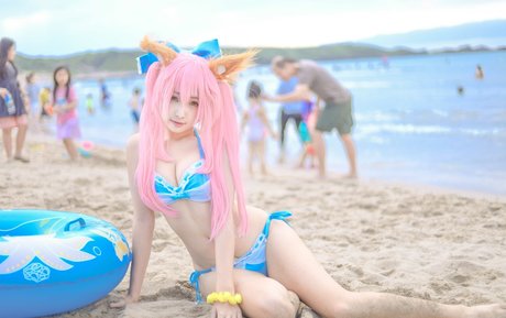 Momocat 0w0 model nudes pics