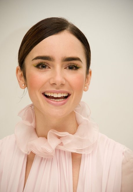 Lily Collins pornstar xxx photo