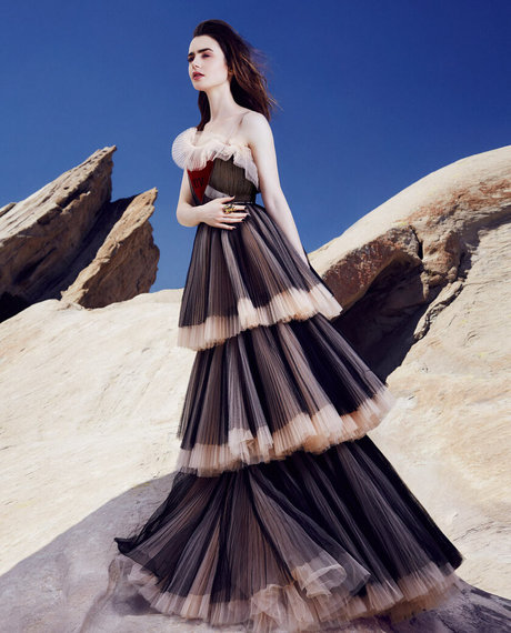 Lily Collins adult actress pics