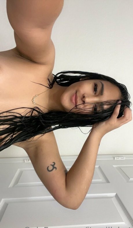 shemale fucks girl onlyfans free archive