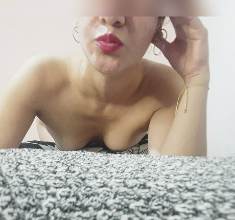 margarxia hot actress image