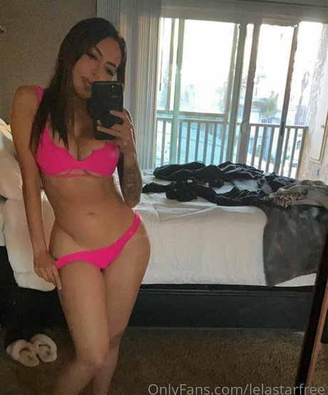 lelastarfree nude model images