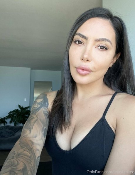 lelastarfree star erotic pictures