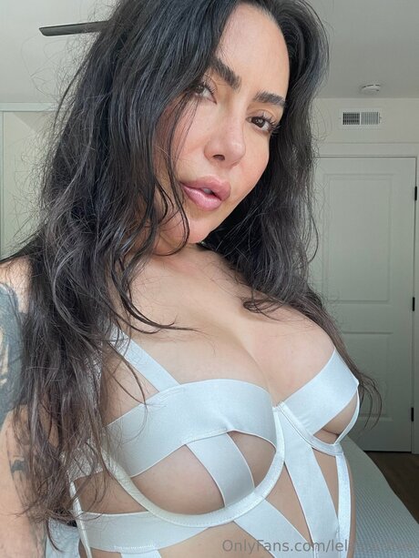 lelastarfree model best photo