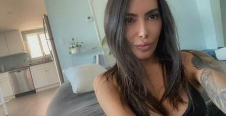 lelastarfree model perfect pictures