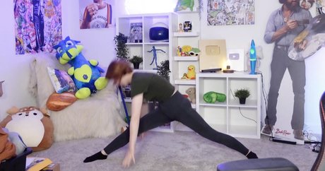 KallMeKris high quality model galleries