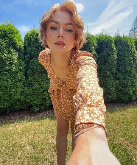 KallMeKris exclusive actress pic