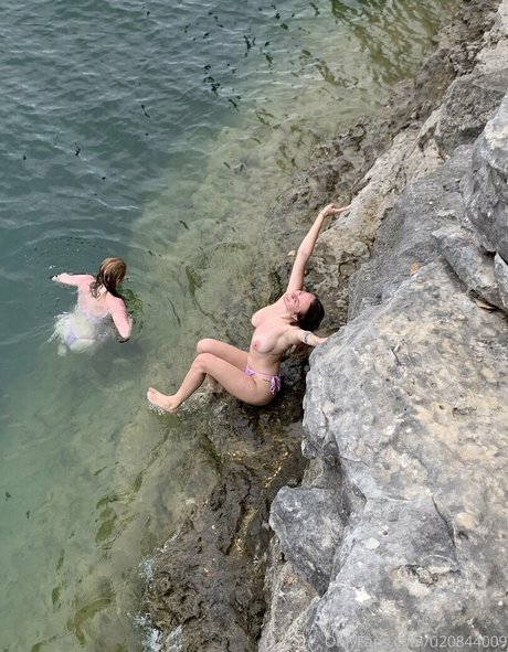 Angelyoungsxxx pornstar top photo