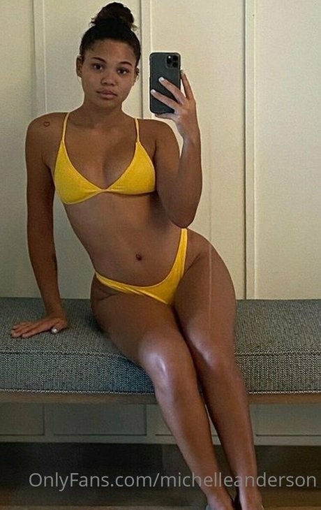 michelleanderson star top pic