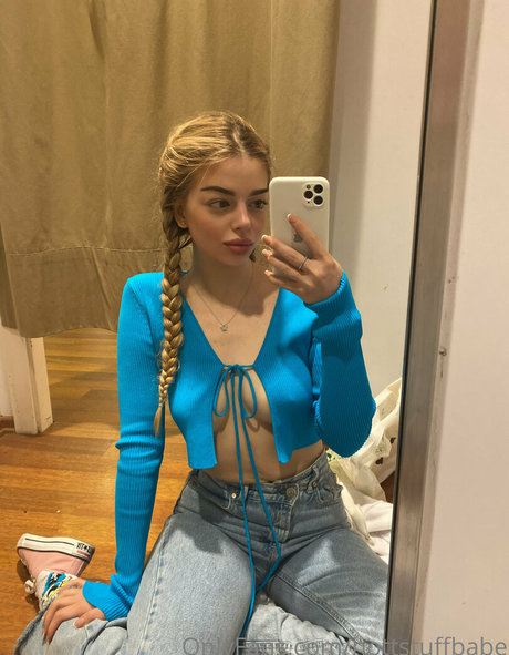 skinny shemale onlyfans pornos picture