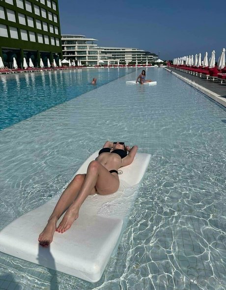 stepdaughter onlyfans hot naked images