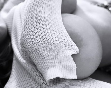 asian top onlyfans hot sex image