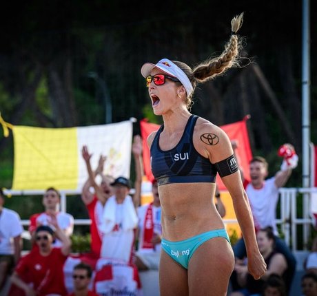 Joana Heidrich adult actress archive