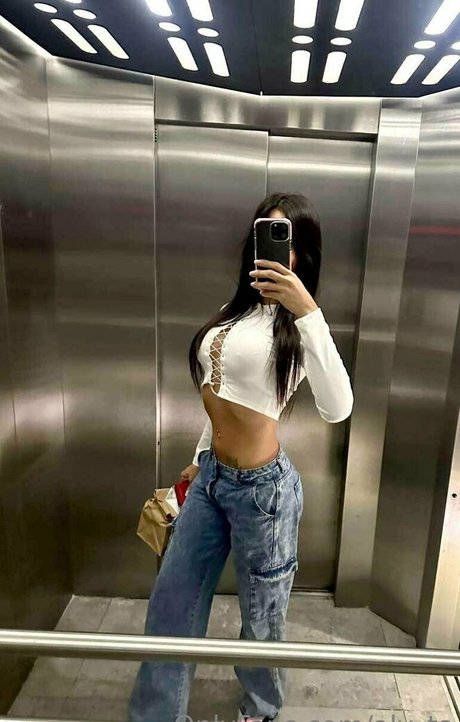 aly ts sexy star gallery