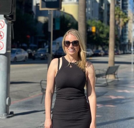 Sarah Cruddas pornstar high quality picture