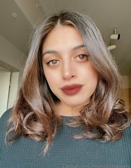 petite ebony onlyfans pornographic photos