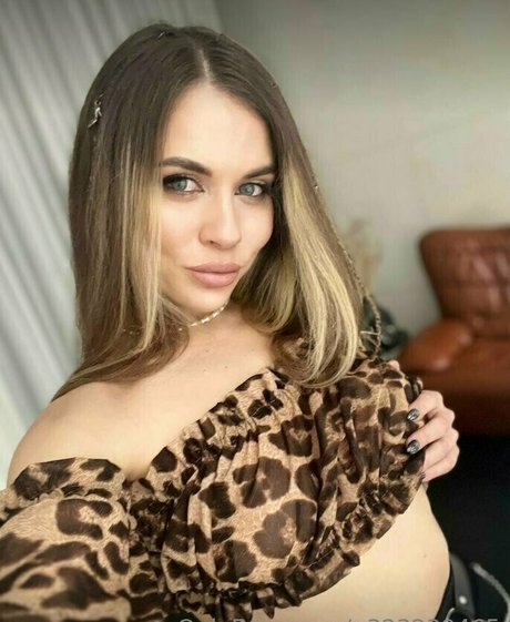 yourlustfullover top actress gallery