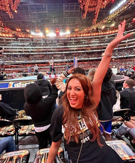 ass spread onlyfans pornos pic