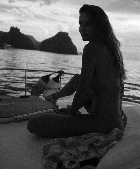 blonde shemale onlyfans art naked images