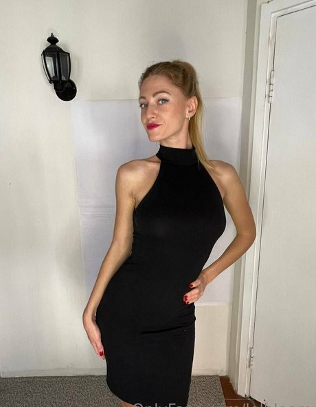 lelbloom star adult gallery