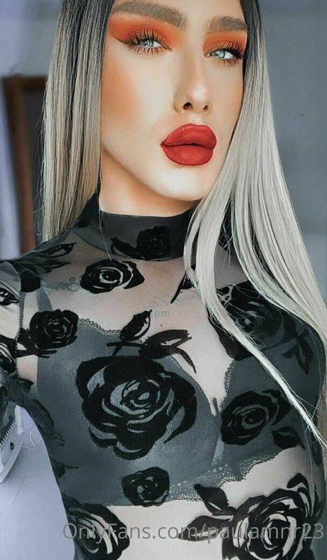 paulamnr23 pornographic model image