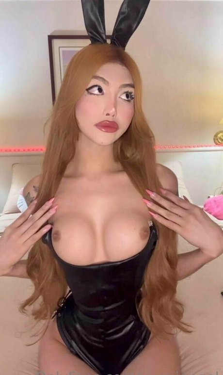 yumiiangel art actress photo