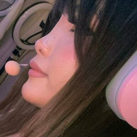 female popular onlyfans beautiful pictures