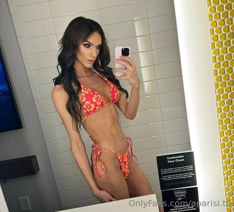 aparisi ts model high quality image