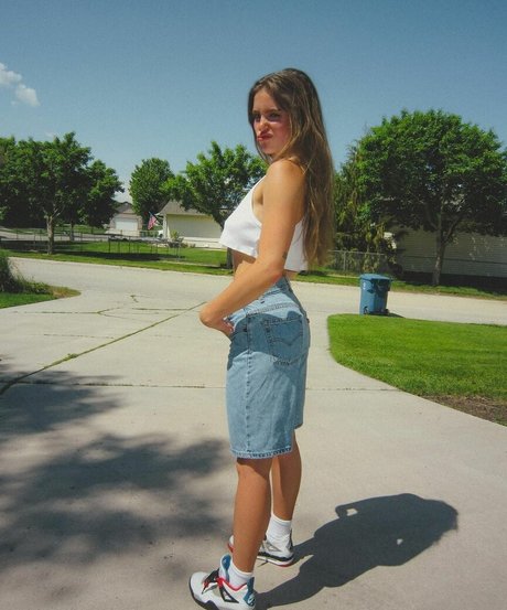 barista onlyfans hot img