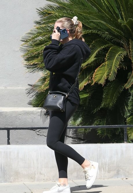 fight onlyfans beautiful naked photo