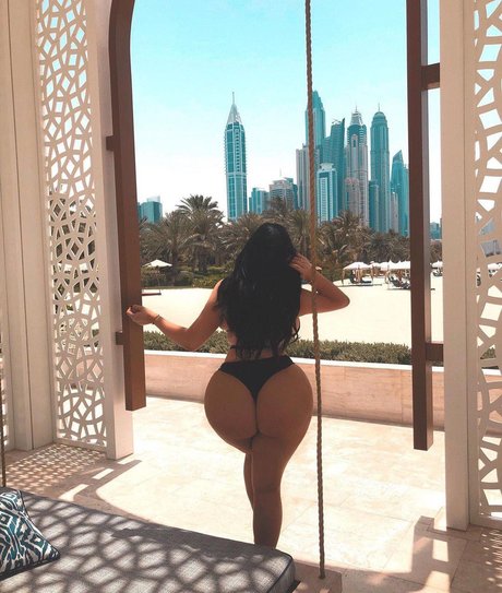 sxmonne perfect model galleries