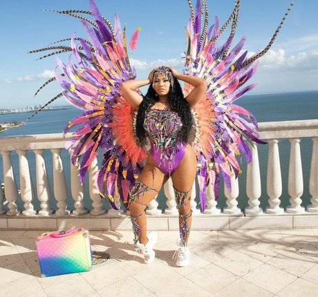 Nicki Minaj beautiful actress photos
