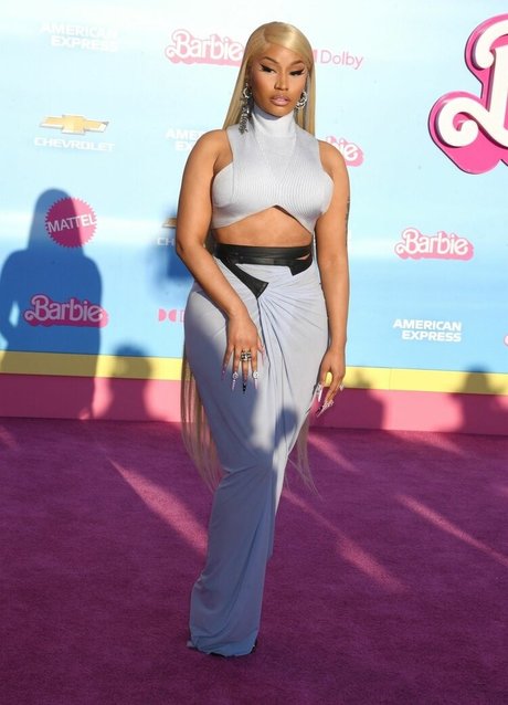 Nicki Minaj star hot photos