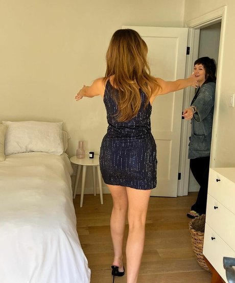 curvy shemale onlyfans pornographic pictures