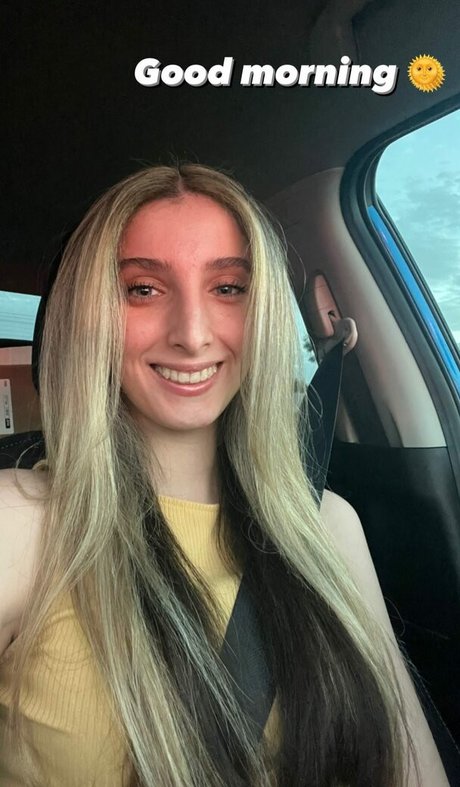 huge tits milf onlyfans sex image