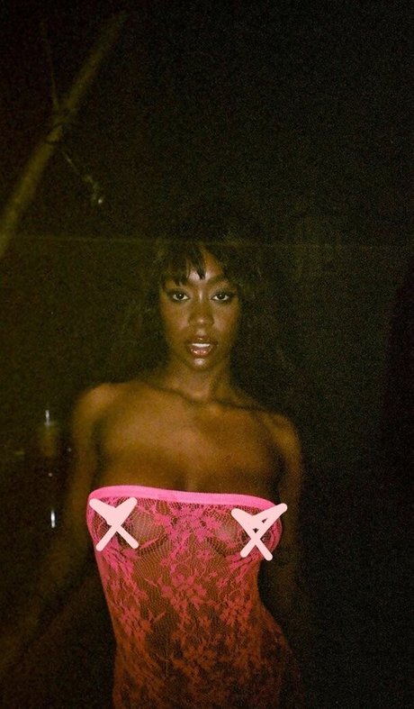 Majormommyissues porn actress image