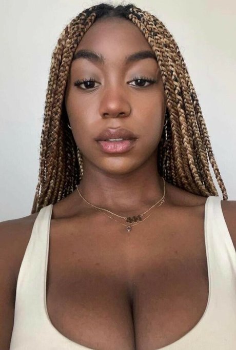 Majormommyissues pretty actress img