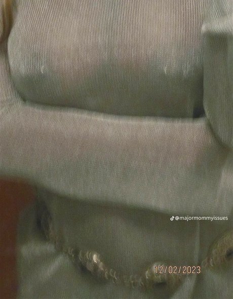 Majormommyissues pornstar hot pics