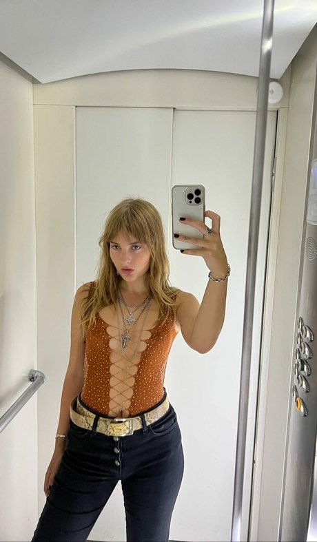 18 asian onlyfans erotic img